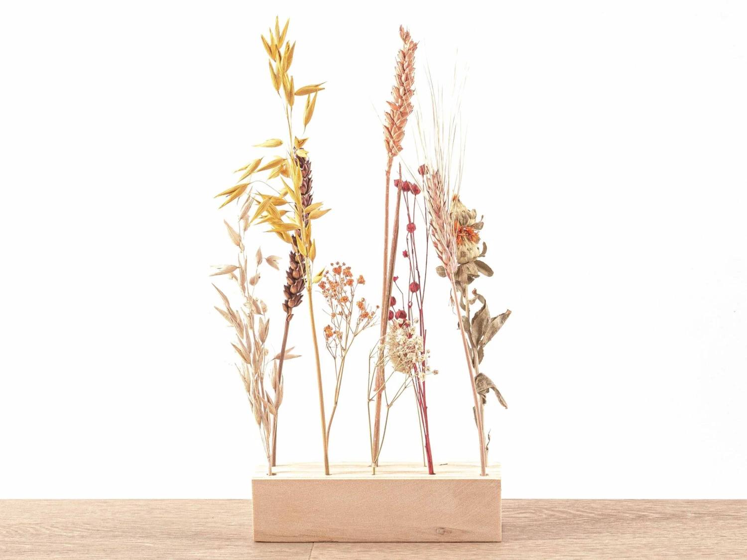 FlowerHero® - M - Wooden Dried Flower Stand + Dried Floral Arrangement 1 FlowerHero® - M - Wooden Dried Flower Stand + Dried Floral Arrangement
