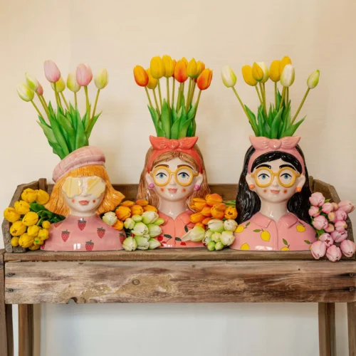 Vase Jessie Bow + 10x Real Touch Tulip Orange 11 Vase Jessie Bow + 10x Real Touch Tulip Orange -Plant Haven Home tulpen vazen gezicht trendy kleurrijk fd43ce48 2c27 4f9b 86ec b2c4371d4a45